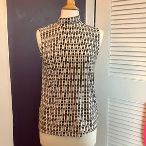 Anne Klein Women’s sleeveless blouse top shirt. Size M. NWT. Cream/Black pattern